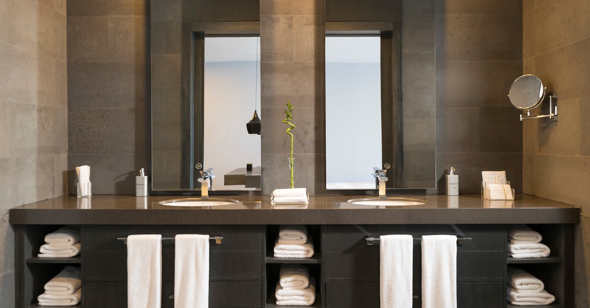 découvrez des idées inspirantes et des conseils pratiques pour aménager votre salle de bain. transformez cet espace en un véritable havre de paix avec des astuces sur le design, le rangement et les accessoires indispensables.