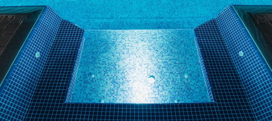 découvrez nos services professionnels de nettoyage de drains pour garantir un écoulement optimal et prévenir les obstructions. profitez d'une intervention rapide et efficace pour maintenir votre système de plomberie en parfait état.