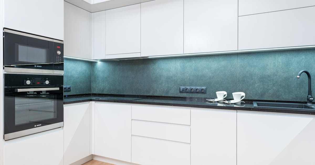 découvrez comment remplacer votre robinet de cuisine facilement avec notre guide pratique. suivez nos étapes simples pour choisir le bon modèle, effectuer l'installation et garantir un fonctionnement optimal. améliorez l'esthétique et la fonctionnalité de votre cuisine dès aujourd'hui !