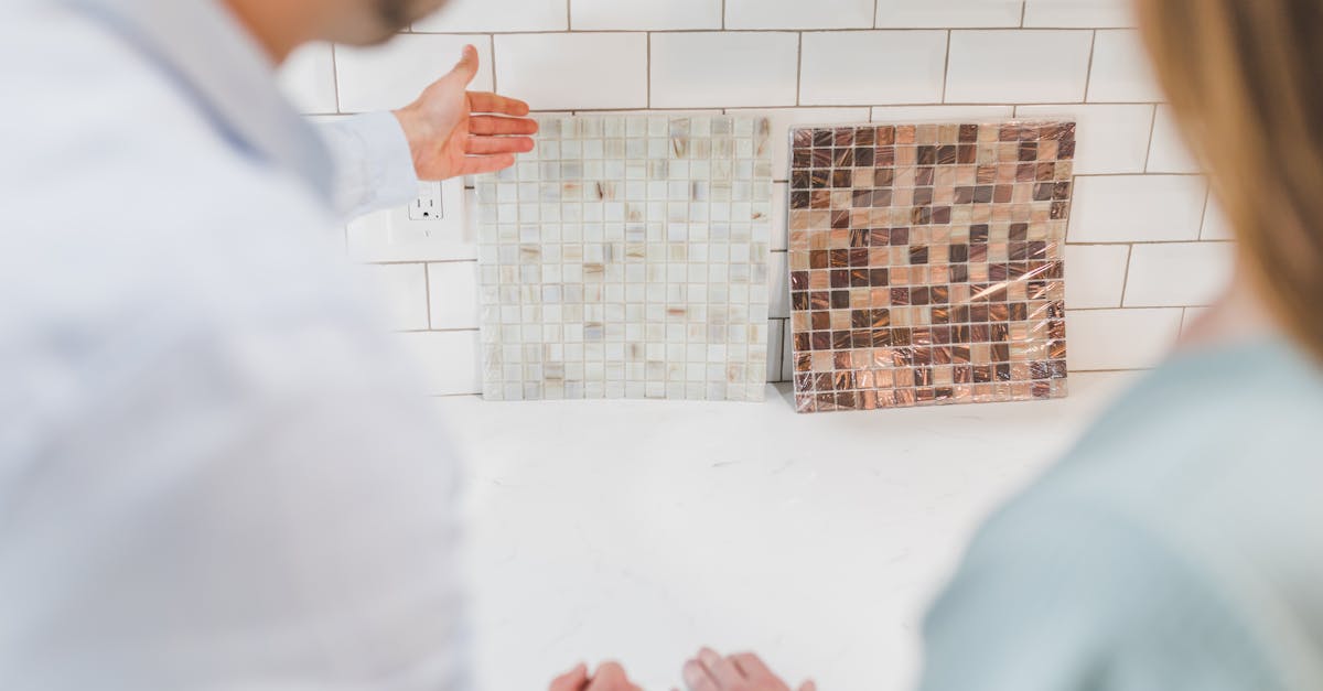 découvrez les coûts de rénovation de cuisine : estimations, facteurs influençant le budget et conseils pour optimiser vos dépenses tout en transformant votre espace culinaire.