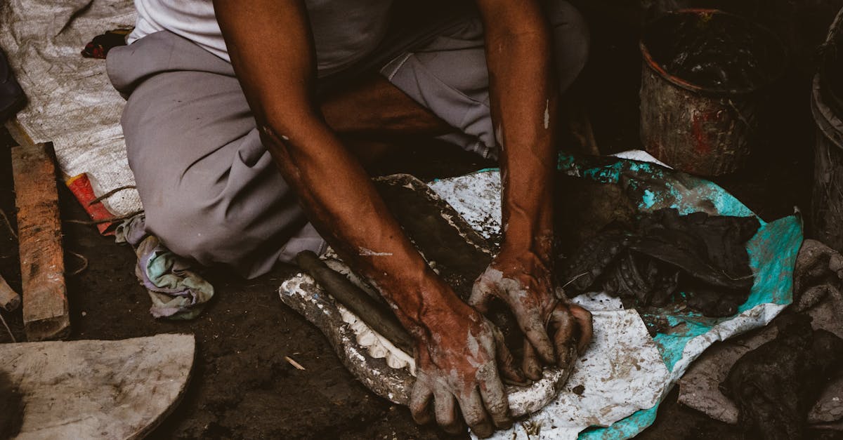 découvrez des solutions efficaces pour l'élimination des moisissures. protégez votre santé et votre habitation grâce à nos techniques de traitement certifiées et nos conseils d'experts.