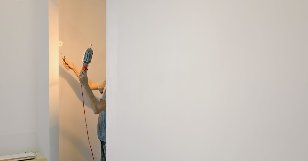 découvrez nos services experts en réparation de murs pour redonner vie à vos espaces. que ce soit pour des fissures, des trous ou des dommages d'humidité, notre équipe est là pour vous garantir un résultat impeccable et durable. contactez-nous dès aujourd'hui pour un devis gratuit!