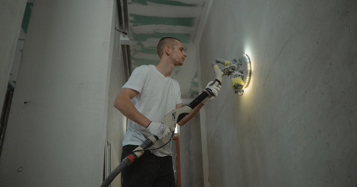 découvrez nos services de réparation de murs pour redonner vie à vos espaces. que ce soit pour réparer des fissures, des trous ou des dommages dus à l'humidité, notre équipe d'experts s'occupe de tout avec professionnalisme et efficacité. transformez votre intérieur avec des murs impeccables!