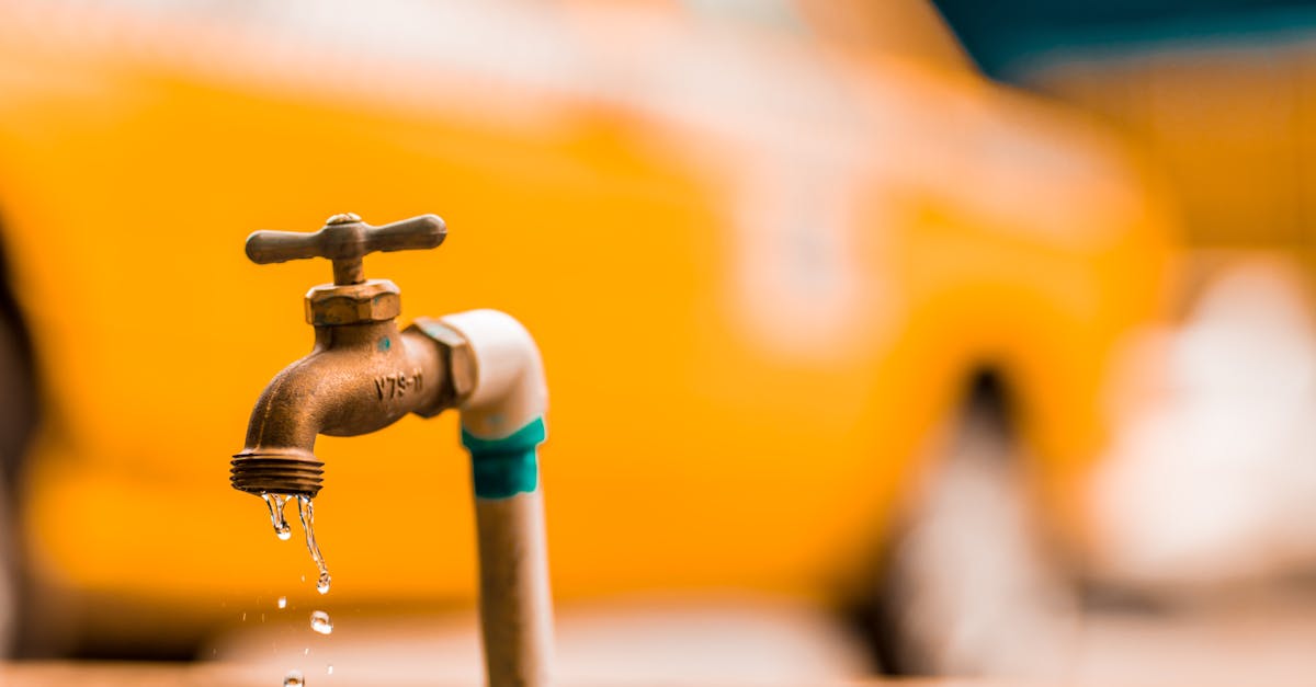 découvrez comment identifier et réparer une fuite de chauffe-eau. suivez nos conseils d'experts pour prévenir les dégâts d'eau et optimiser le fonctionnement de votre appareil.