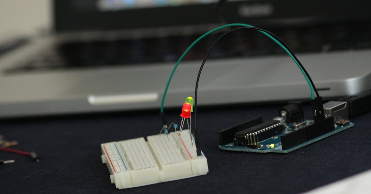 découvrez le guide complet sur le codage des couleurs des fils. apprenez à identifier facilement les fils électriques grâce à leurs codes de couleur, garantissant une installation sécurisée et conforme aux normes. idéal pour les électriciens et les bricoleurs !