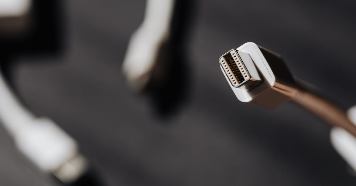 découvrez tout sur les prises et les douilles : leur fonctionnement, leur utilisation et les différents types disponibles pour répondre à tous vos besoins en électricité.