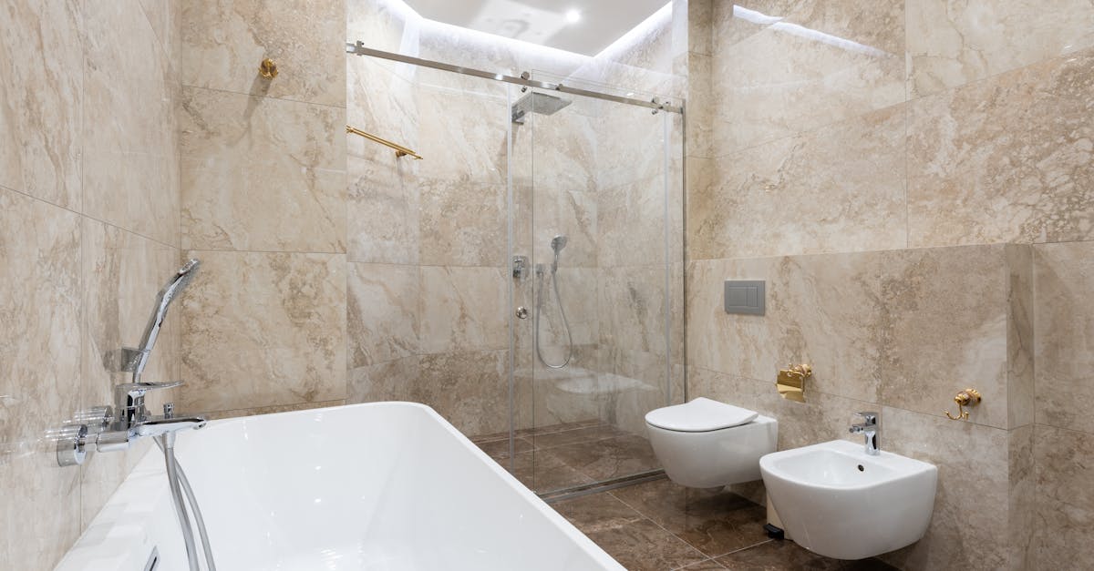 découvrez comment transformer facilement votre salle de bain grâce à la peinture pour carrelage. astuces, conseils et idées pour moderniser votre pièce sans tout remplacer !