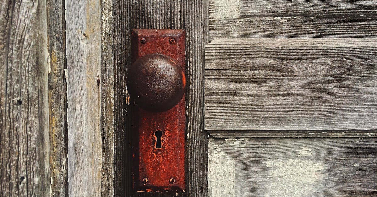 découvrez notre sélection de serrures de porte, alliant sécurité et design. protégez votre maison avec des systèmes de verrouillage de haute qualité, adaptés à tous vos besoins. choisissez la sérénité pour votre domicile.
