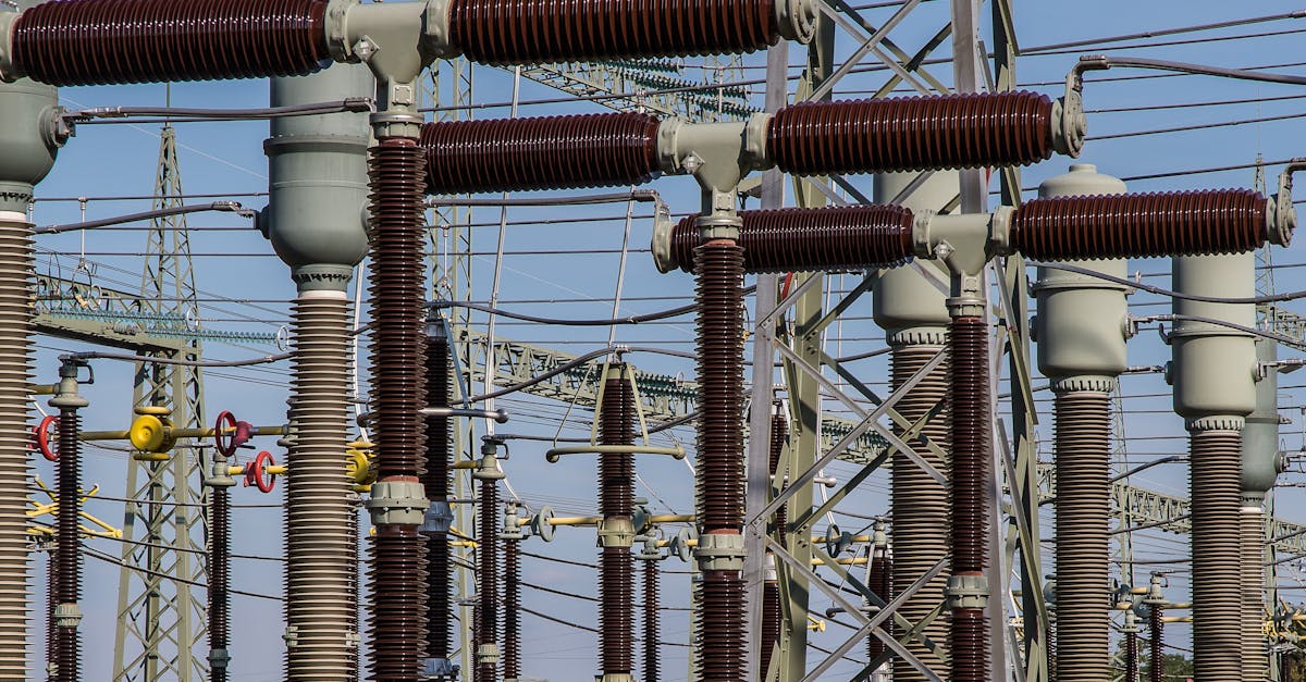 découvrez les causes, les risques et les solutions pour prévenir un court-circuit électrique. protégez votre installation électrique grâce à nos conseils pratiques et à une meilleure compréhension des courts-circuits.