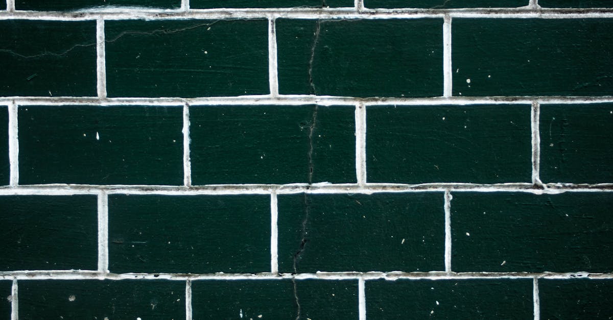 découvrez tout sur le ciment de jointoyage : ses types, ses applications et conseils d'utilisation pour un résultat optimal dans vos projets de carrelage.