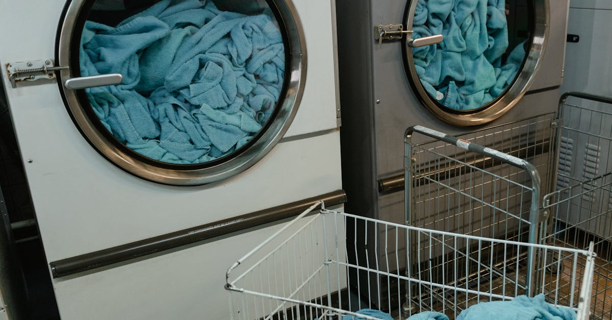 découvrez les causes possibles pour lesquelles votre machine à laver ne centrifuge plus correctement. apprenez des solutions pratiques pour résoudre ce problème et retrouver un lavage efficace.