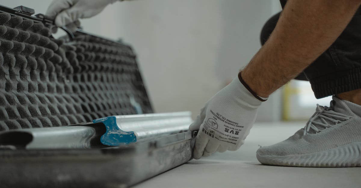découvrez nos services de réparation de poignées de fenêtres, garantissant une solution rapide et efficace pour restaurer la fonctionnalité de vos fenêtres. profitez d'une expertise professionnelle pour un confort et une sécurité optimaux dans votre maison.