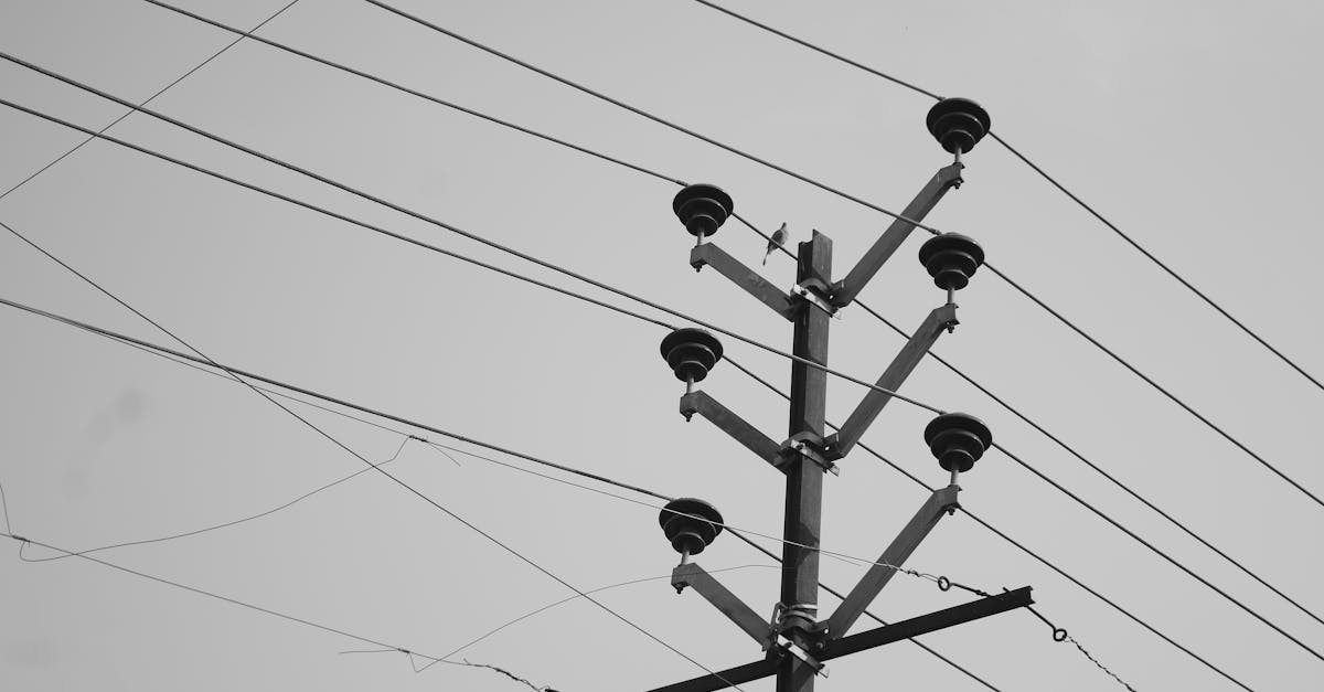 découvrez tout ce qu'il faut savoir sur les connexions de fils : types, astuces d'installation et conseils de sécurité pour des circuits électriques fiables.