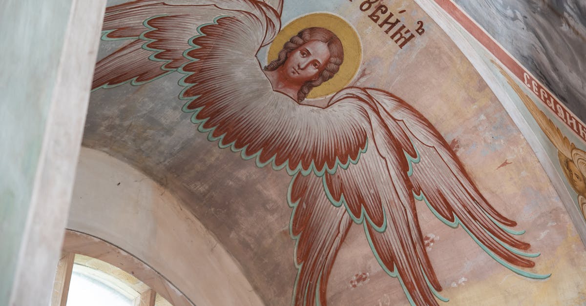 découvrez comment réaliser ou choisir une peinture de plafond pour sublimer votre intérieur : conseils, techniques, idées déco et inspirations pour un plafond élégant et personnalisé.