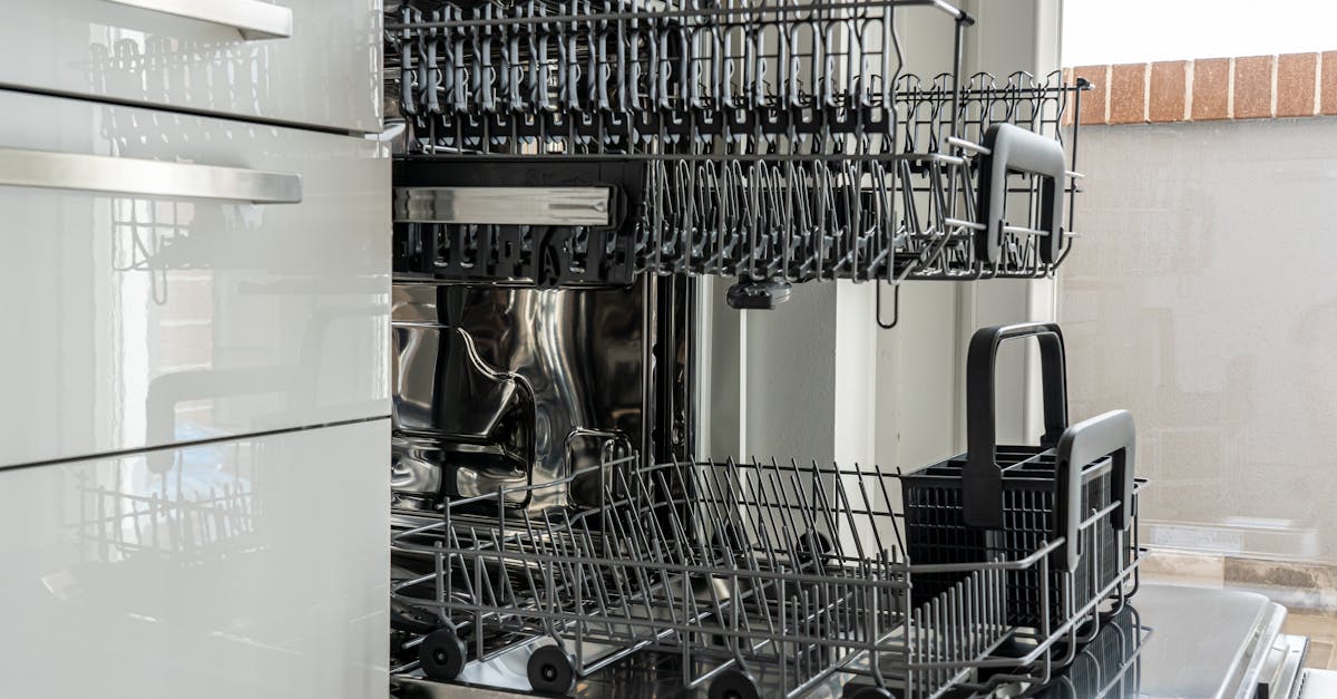 découvrez les causes et solutions simples pour corriger l’erreur e4 sur votre lave-vaisselle. suivez nos conseils pour résoudre rapidement ce problème et retrouver un appareil fonctionnel.