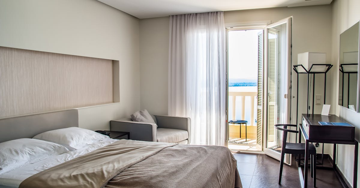 découvrez comment aménager votre balcon pour en faire un espace convivial, élégant et fonctionnel. conseils, inspirations déco et idées pratiques pour profiter pleinement de votre balcon toute l'année.