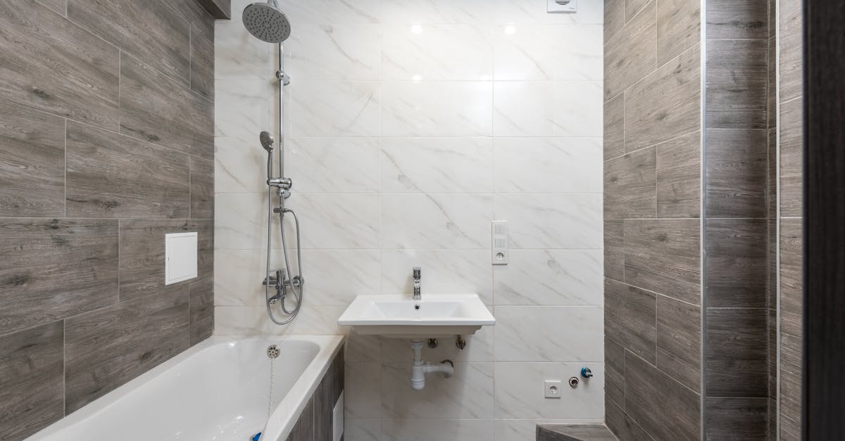 découvrez comment remplacer un robinet de baignoire étape par étape, avec des conseils pratiques pour réussir l'installation et choisir le modèle adapté à votre salle de bain.