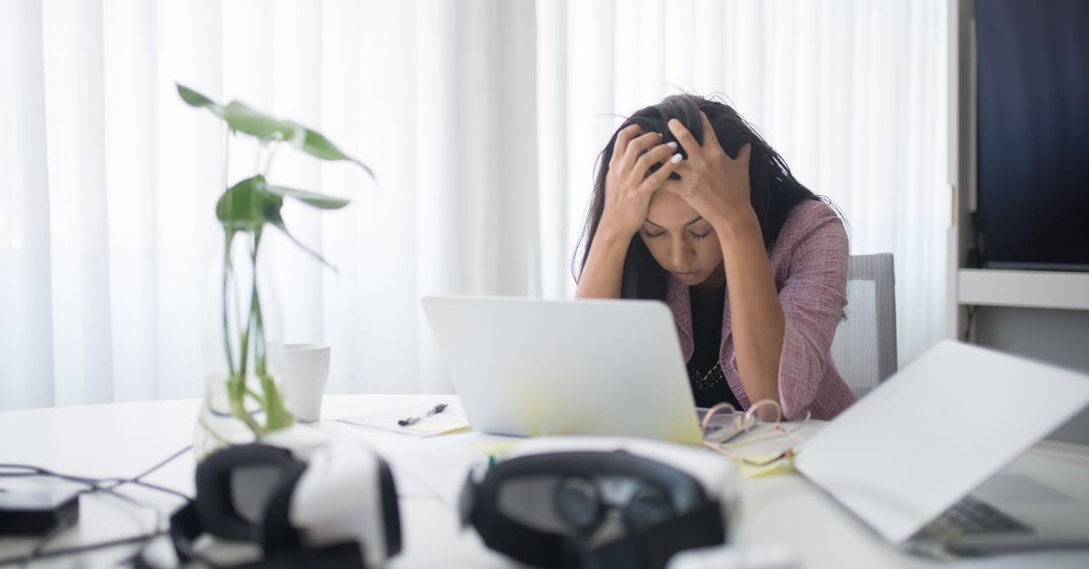 découvrez tout ce qu'il faut savoir sur la pression d'une chaudière : conseils pour vérifier et ajuster la pression, astuces d'entretien et solutions aux problèmes courants pour garantir le bon fonctionnement de votre installation.