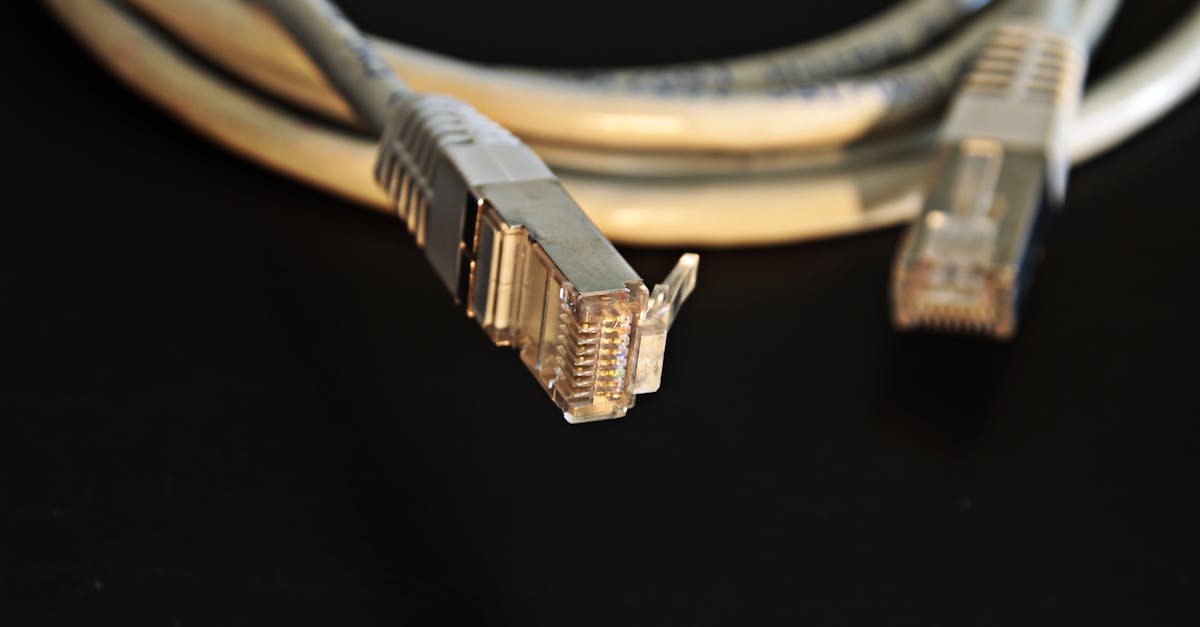 découvrez nos câbles de haute qualité pour tous vos besoins électroniques et informatiques : robustesse, performance et compatibilité assurées. trouvez le câble idéal pour chaque appareil au meilleur prix.