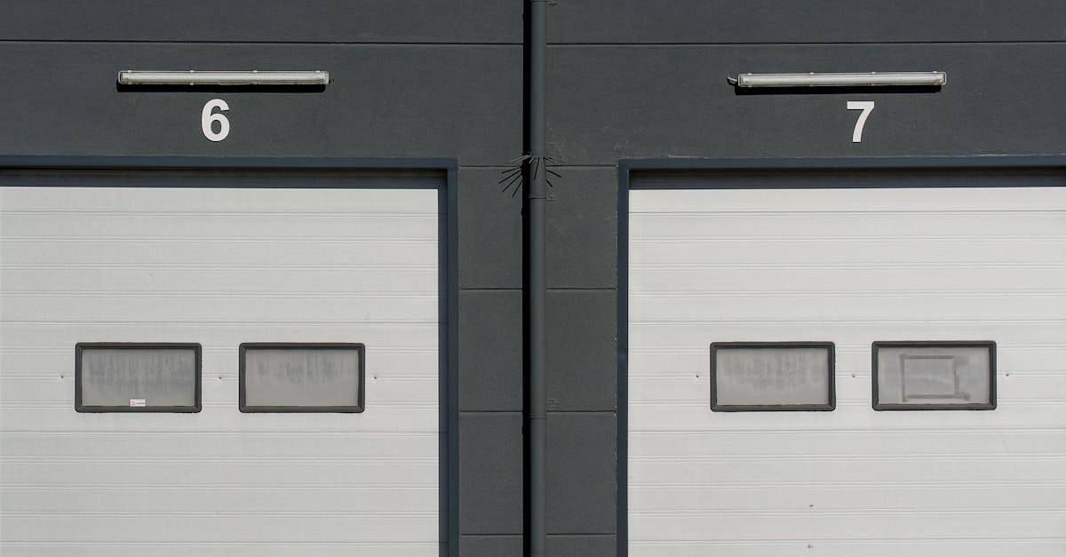protégez votre maison grâce à nos conseils et solutions de sécurité pour porte de garage. découvrez les meilleures pratiques et systèmes pour renforcer la sécurité de votre porte de garage.