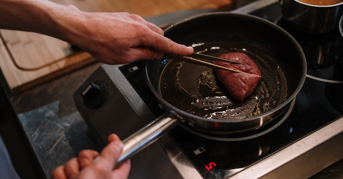 découvrez tout sur l'induction : définition, principes de fonctionnement, applications pratiques et avantages de cette méthode innovante dans divers domaines.