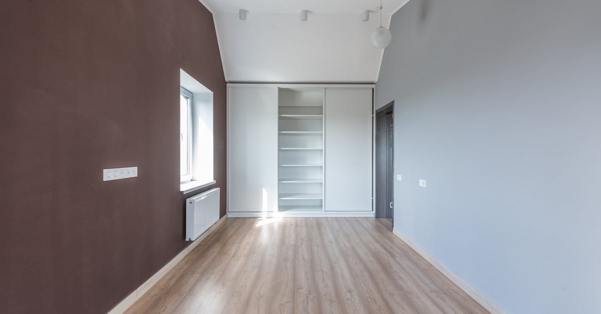découvrez le revêtement de sol en stratifié : une solution élégante, durable et économique pour transformer votre intérieur. facile à installer et à entretenir, le sol stratifié imite parfaitement le bois ou la pierre pour un rendu moderne et chaleureux.