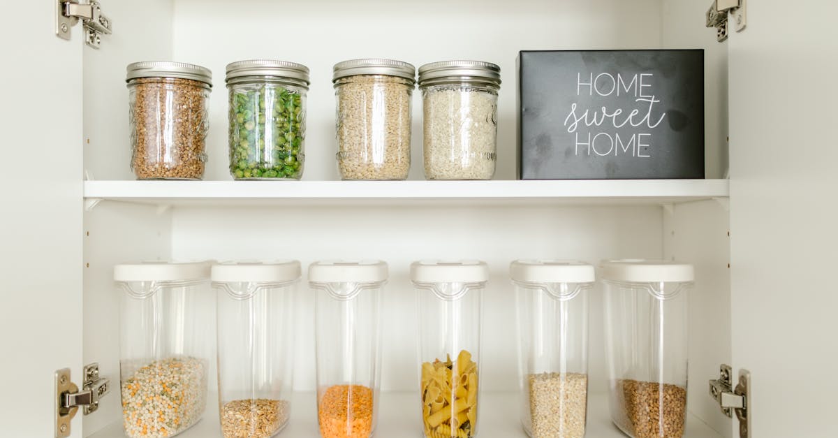 découvrez des astuces et conseils pour organiser votre pantry afin d’optimiser l’espace, conserver vos aliments plus longtemps et faciliter la préparation de vos repas au quotidien.