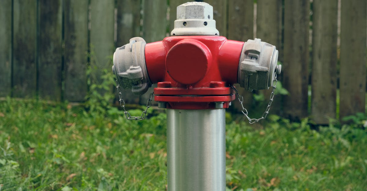 découvrez nos solutions rapides et efficaces pour toute urgence de plomberie : fuites d'eau, canalisations bouchées, interventions 24h/24 et 7j/7. faites appel à nos experts pour un dépannage immédiat et professionnel.